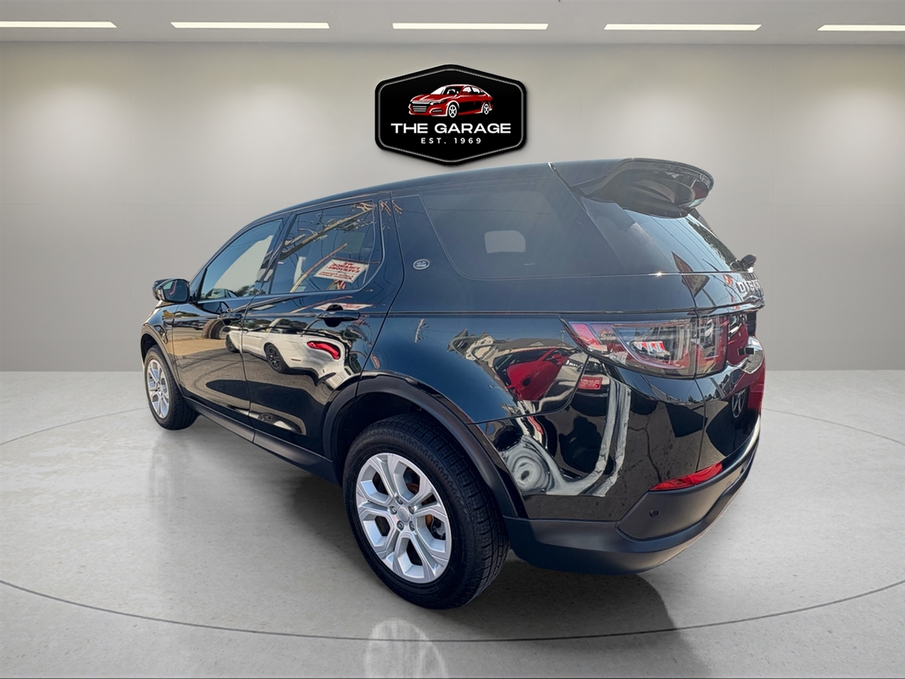 Land Rover Discovery Sport Standard 4WD 2020 Land Rover Discovery Sport Standard 4WD 2020