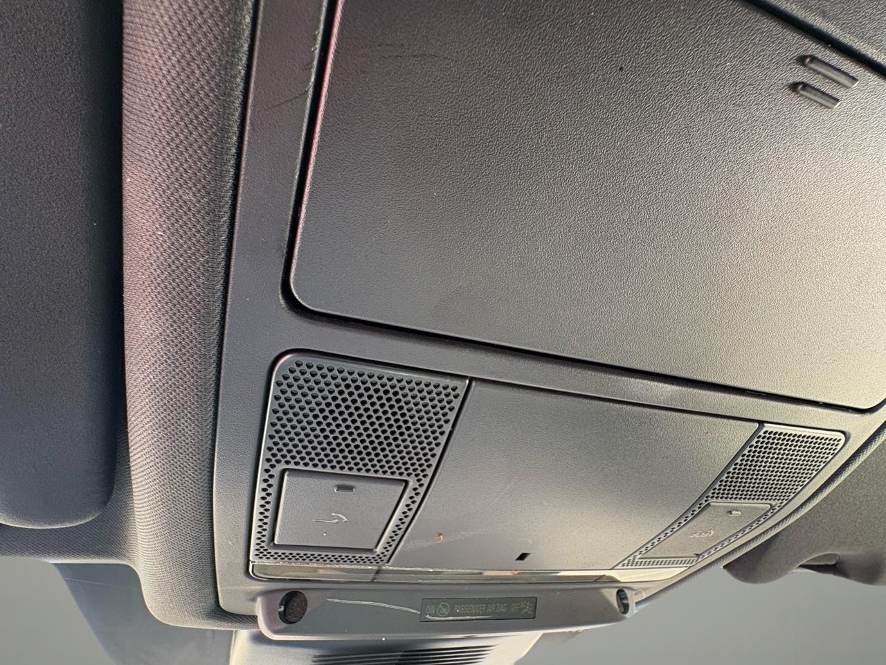 Land Rover Discovery Sport Standard 4WD 2020