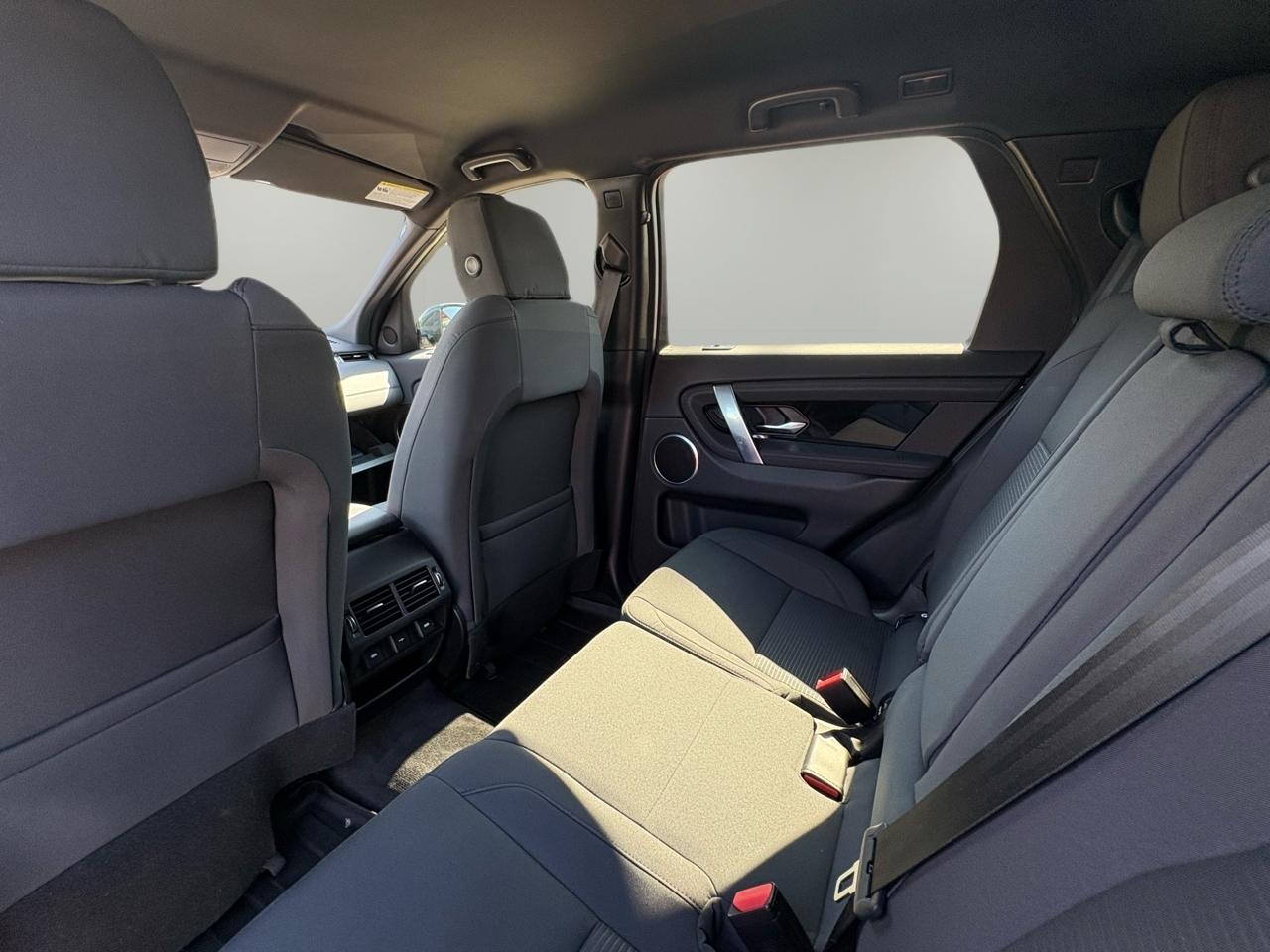 Land Rover Discovery Sport Standard 4WD 2020