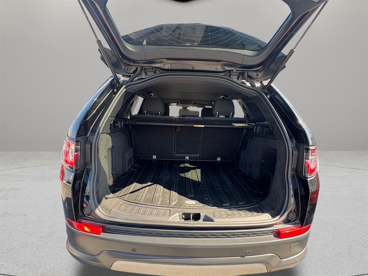 Land Rover Discovery Sport Standard 4WD 2020