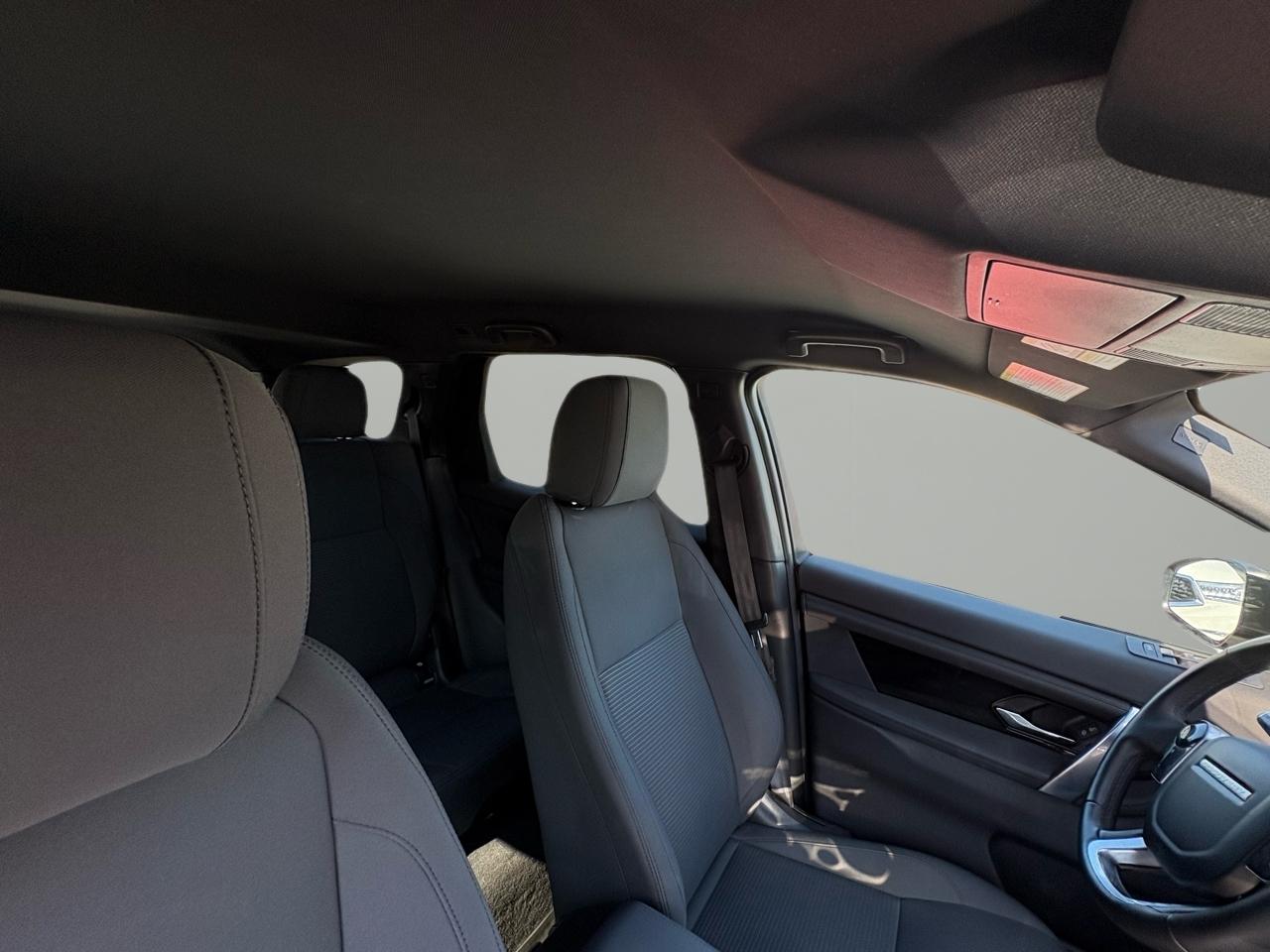 Land Rover Discovery Sport Standard 4WD 2020