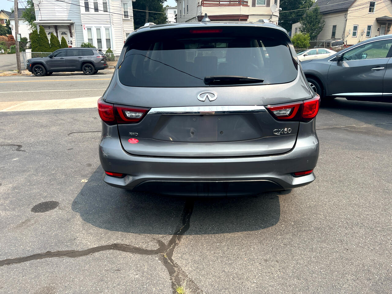 2019 Infiniti QX60 Luxe AWD photo 3