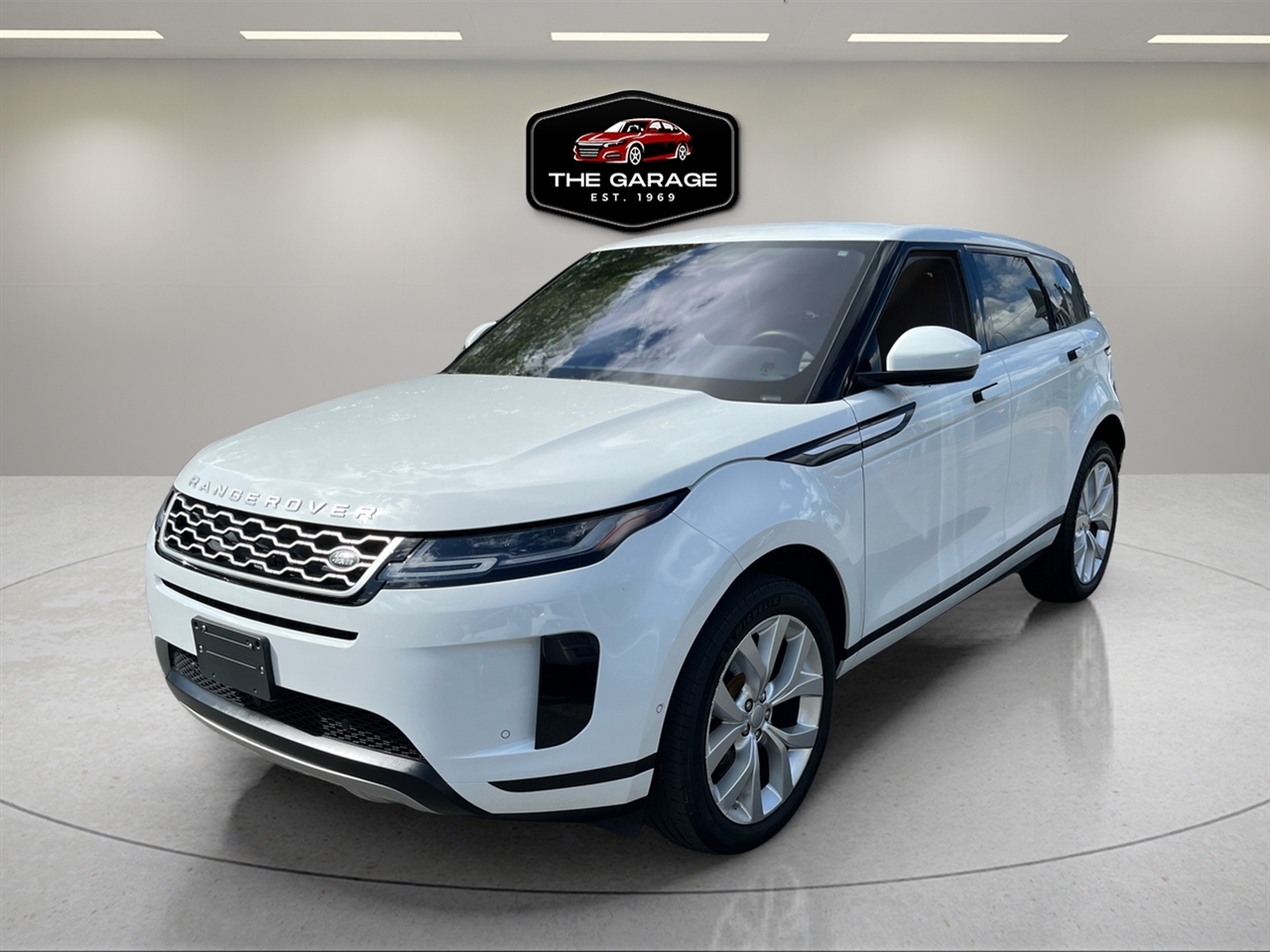 2020 Land Rover Range Rover Evoque SE photo 2