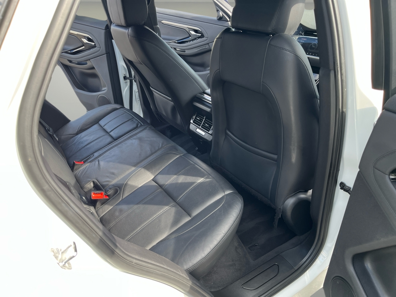 2020 Land Rover Range Rover Evoque SE photo 22