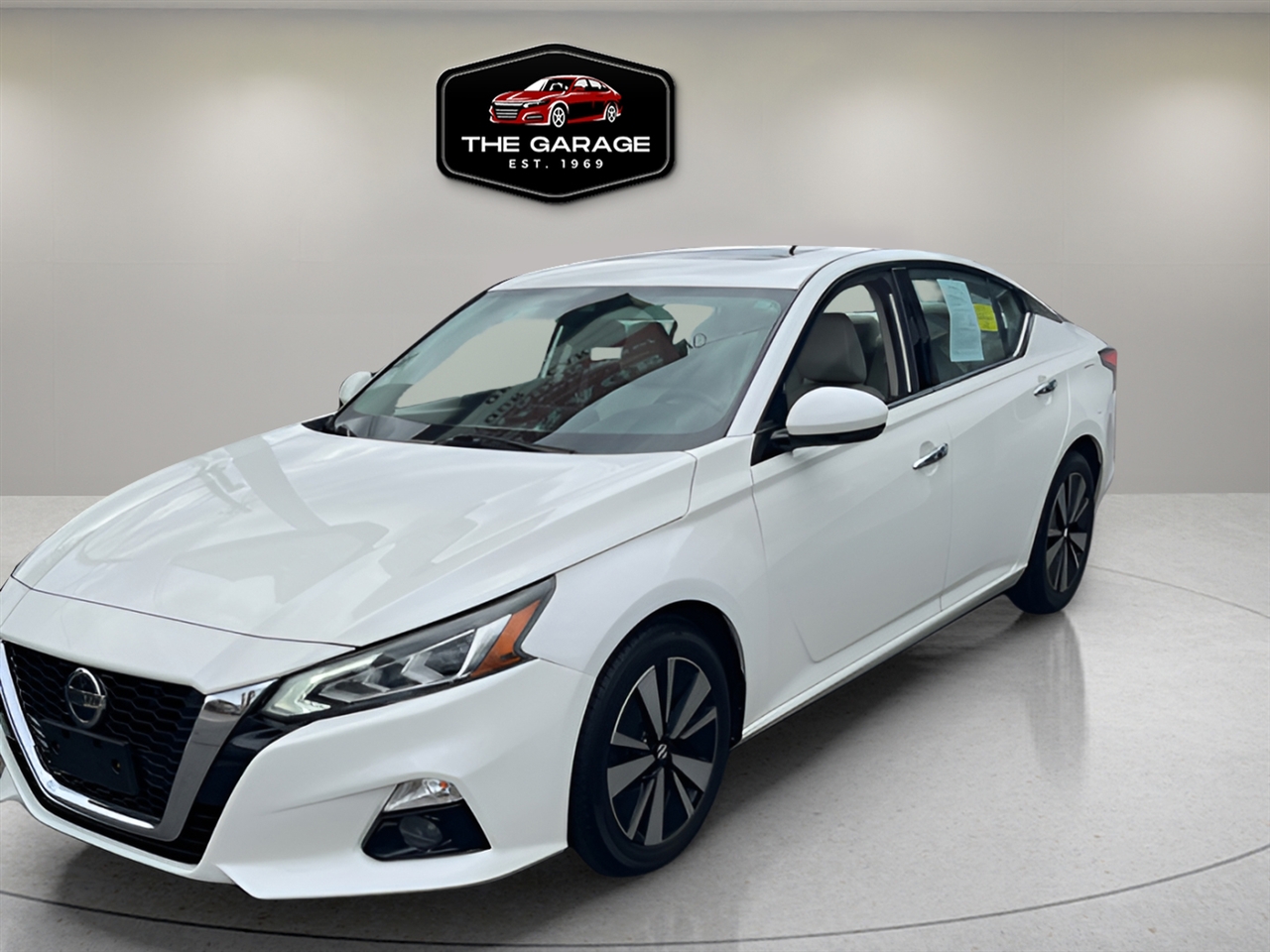 Nissan Altima 2.5 SV Sedan 2020 Nissan Altima 2.5 SV Sedan 2020