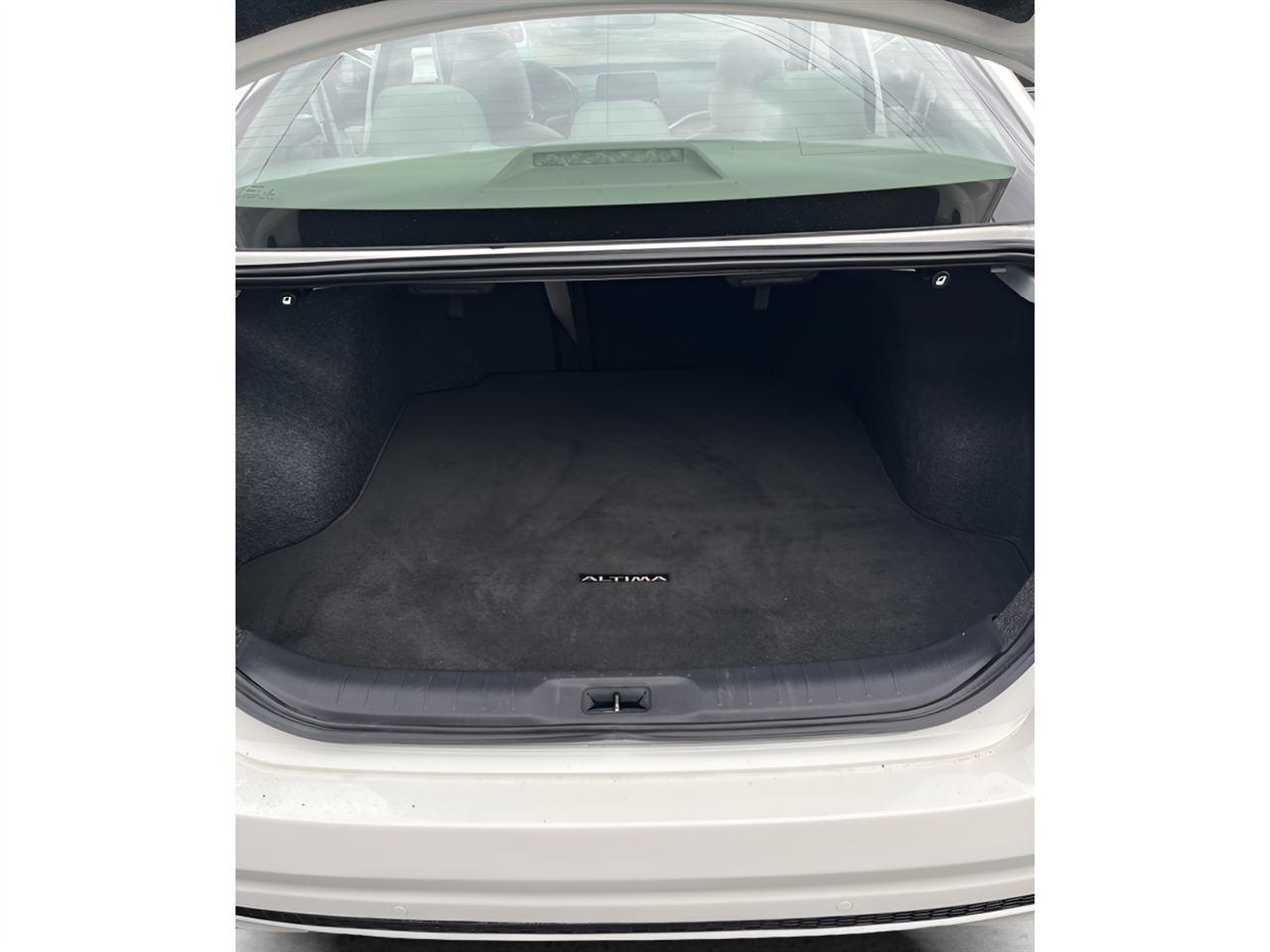 Nissan Altima 2.5 SV Sedan 2020 Nissan Altima 2.5 SV Sedan 2020