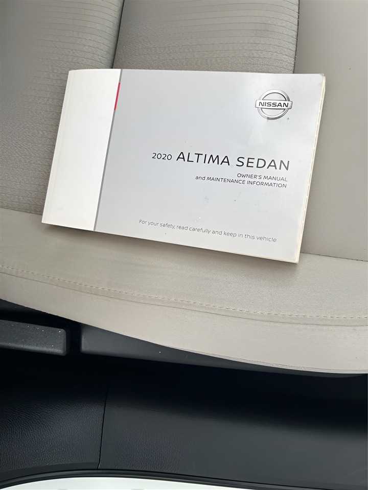 Nissan Altima 2.5 SV Sedan 2020 Nissan Altima 2.5 SV Sedan 2020