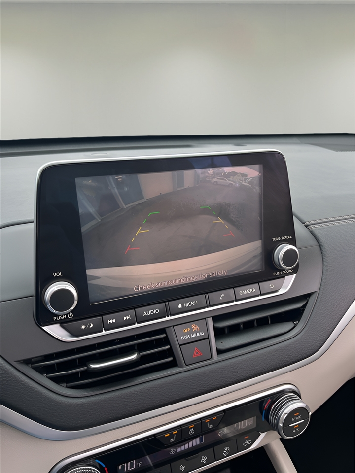 Nissan Altima 2.5 SV Sedan 2020 Nissan Altima 2.5 SV Sedan 2020