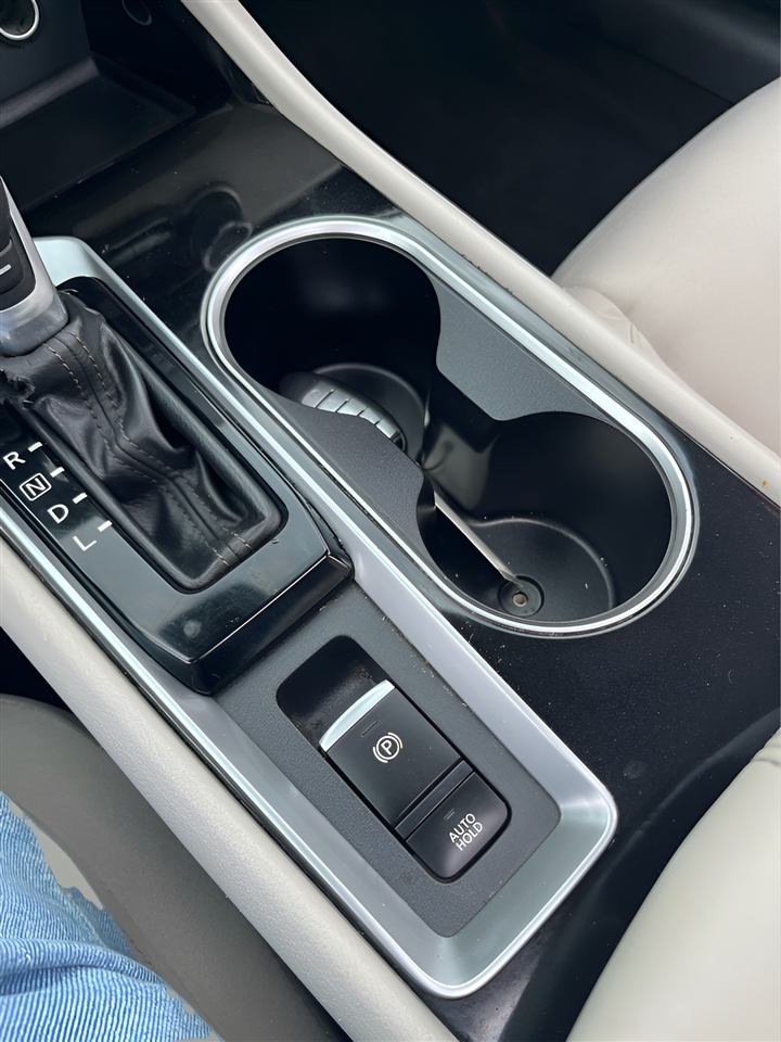 Nissan Altima 2.5 SV Sedan 2020 Nissan Altima 2.5 SV Sedan 2020