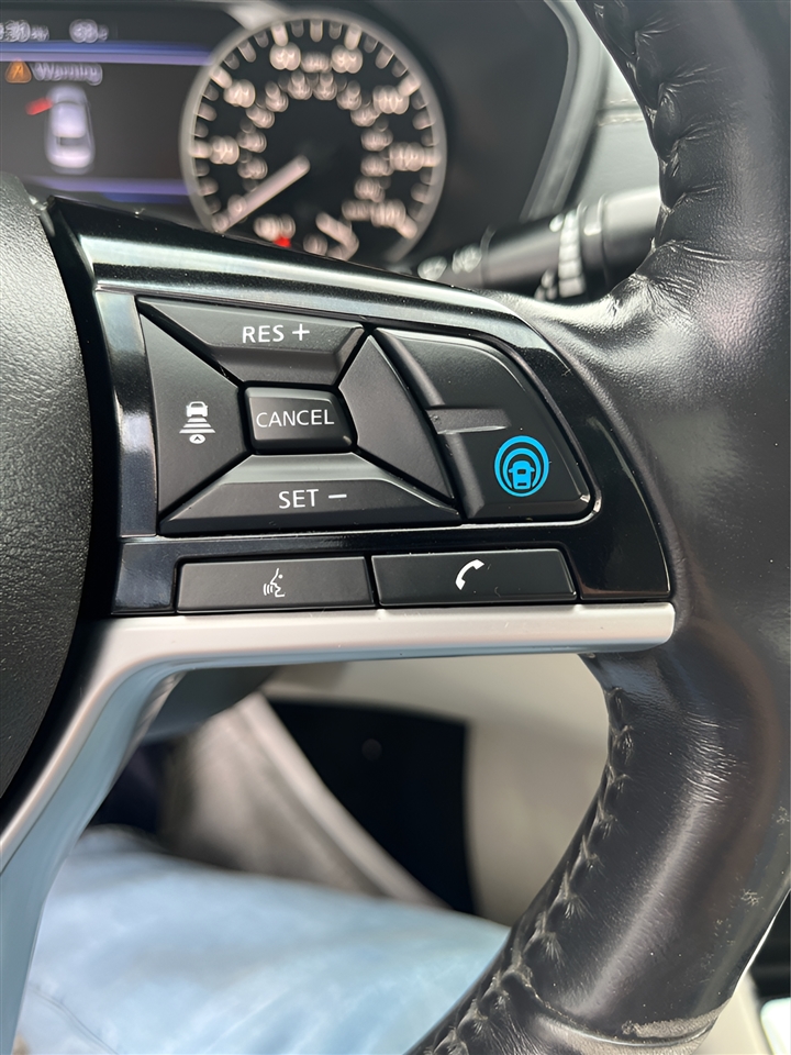 Nissan Altima 2.5 SV Sedan 2020 Nissan Altima 2.5 SV Sedan 2020