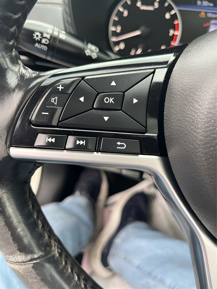 Nissan Altima 2.5 SV Sedan 2020 Nissan Altima 2.5 SV Sedan 2020