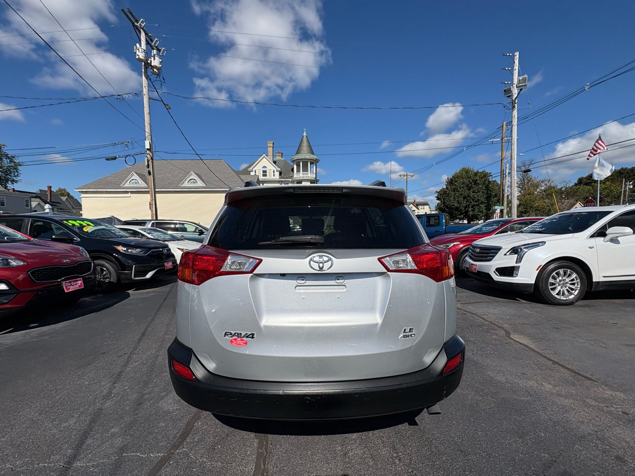 2015 Toyota RAV4 LE photo 3