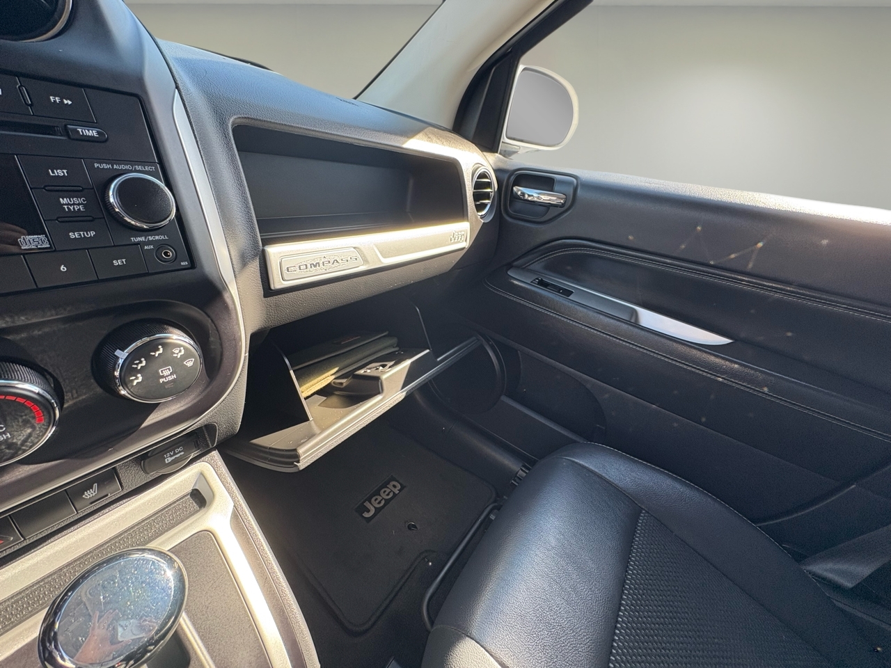 2015 Jeep Compass Latitude photo 11