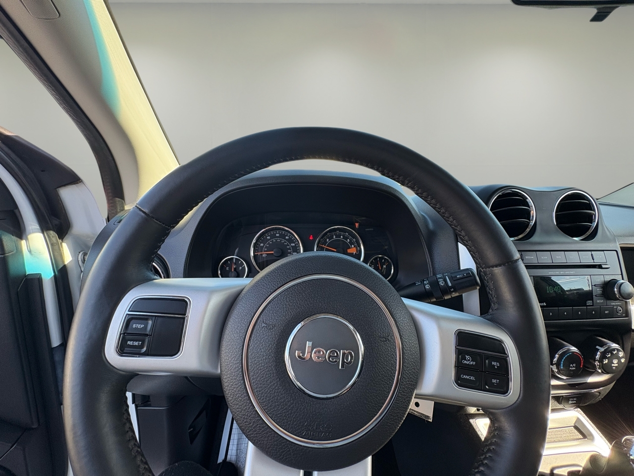 2015 Jeep Compass Latitude photo 16