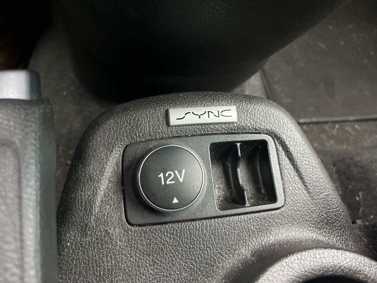 2017 Ford Transit XLT photo 26