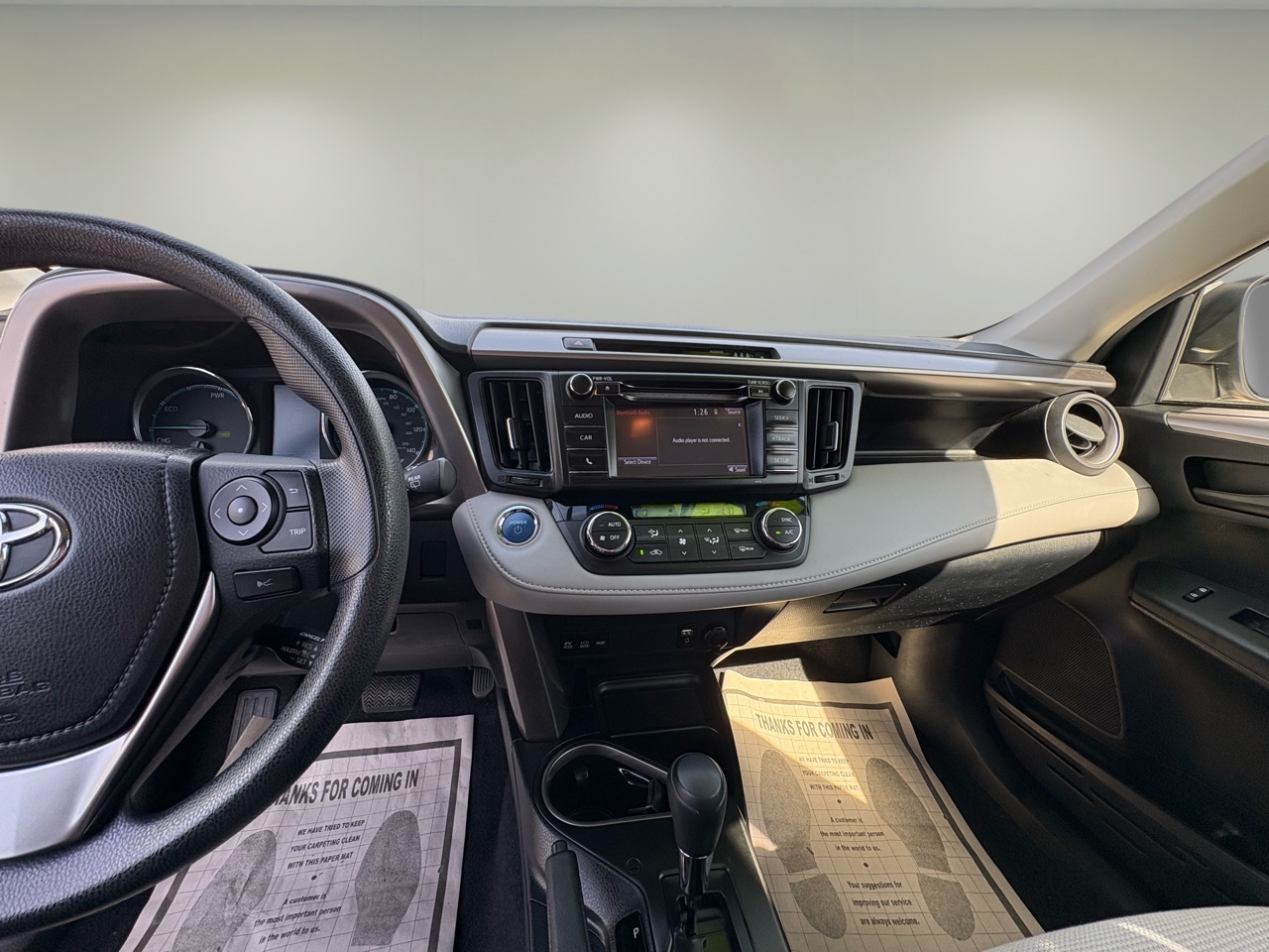 2018 Toyota RAV4 Hybrid LE photo 21
