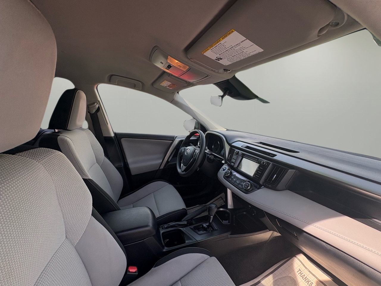 2018 Toyota RAV4 Hybrid LE photo 38