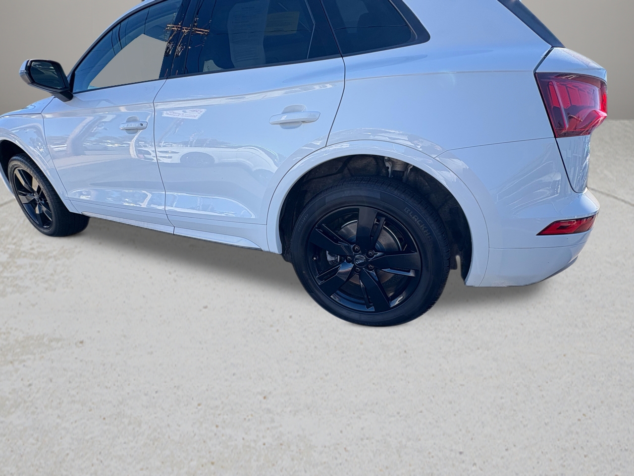 Audi Q5 2.0 TFSI Tech Premium 2018 Audi Q5 2.0 TFSI Tech Premium 2018