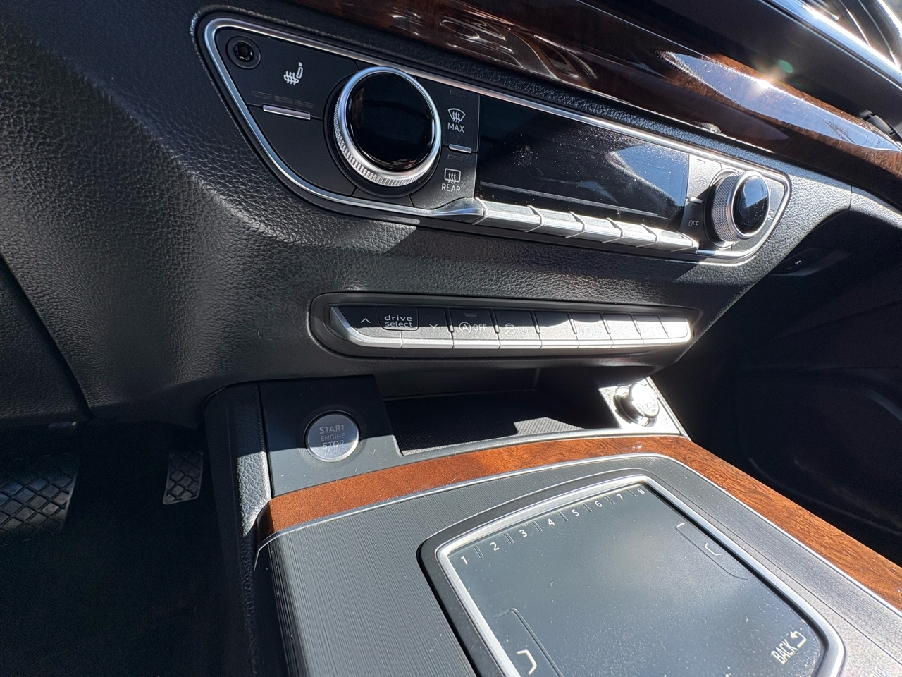 Audi Q5 2.0 TFSI Tech Premium 2018 Audi Q5 2.0 TFSI Tech Premium 2018