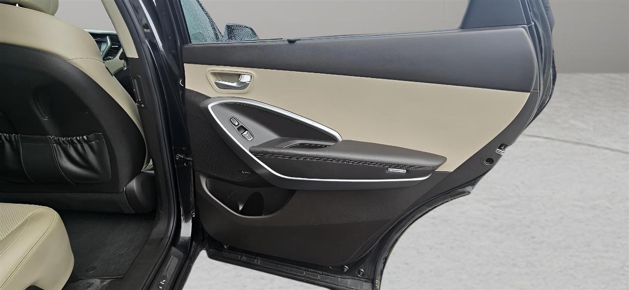 Hyundai Santa Fe SE Ultimate 3.3L Auto AWD 2018