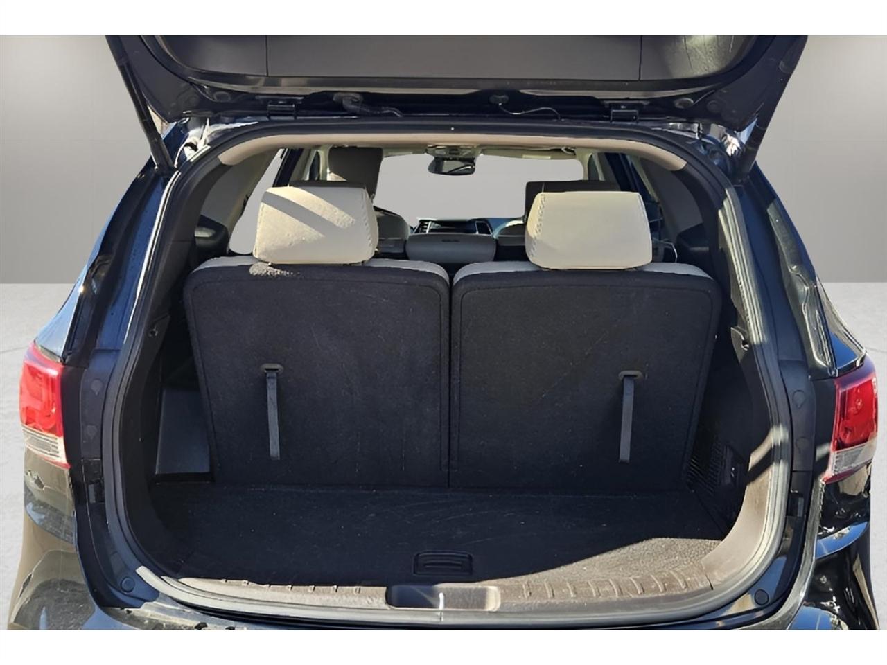 Hyundai Santa Fe SE Ultimate 3.3L Auto AWD 2018