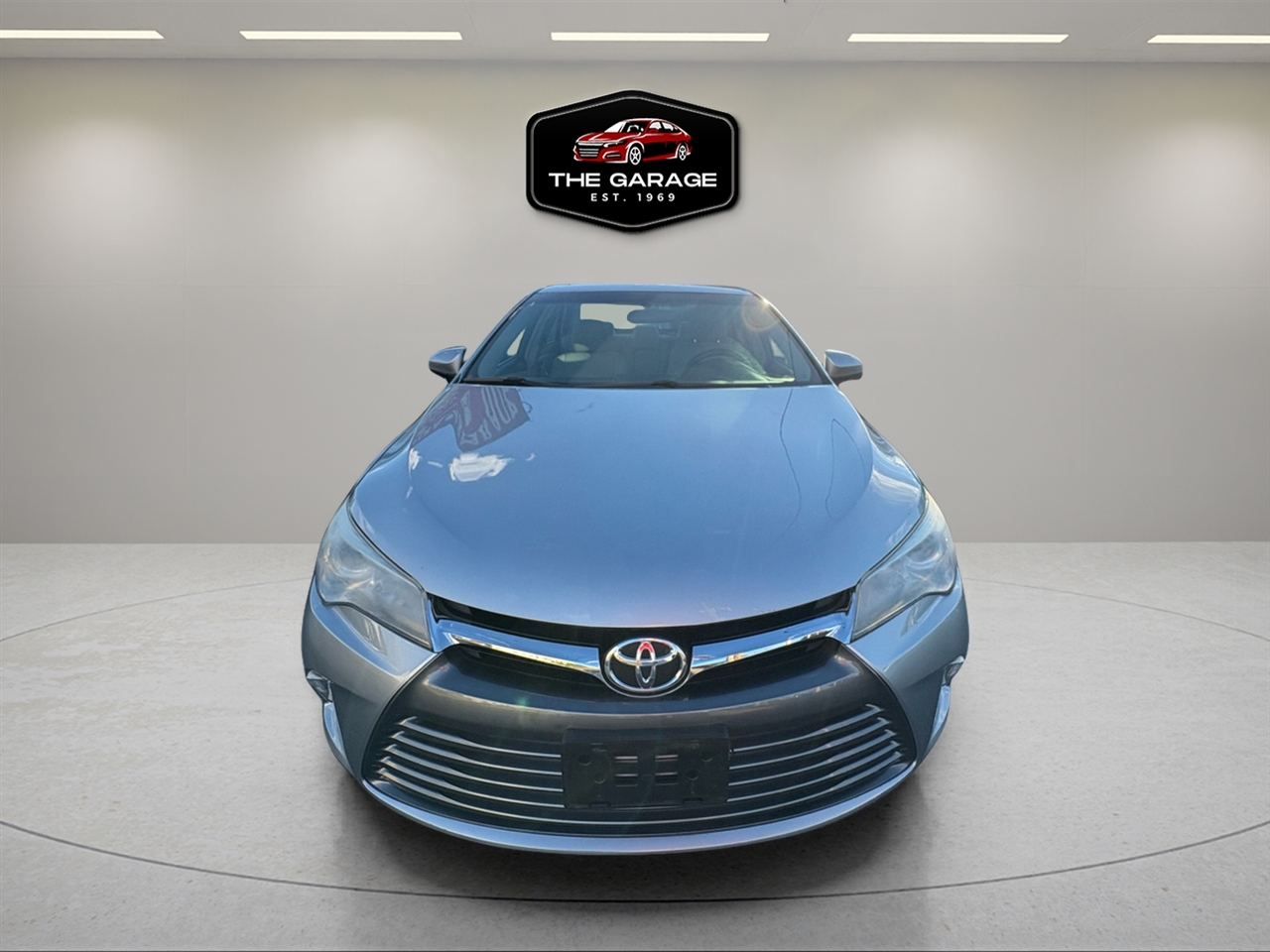 Toyota Camry 4dr Sdn I4 Auto LE (Natl) 2015