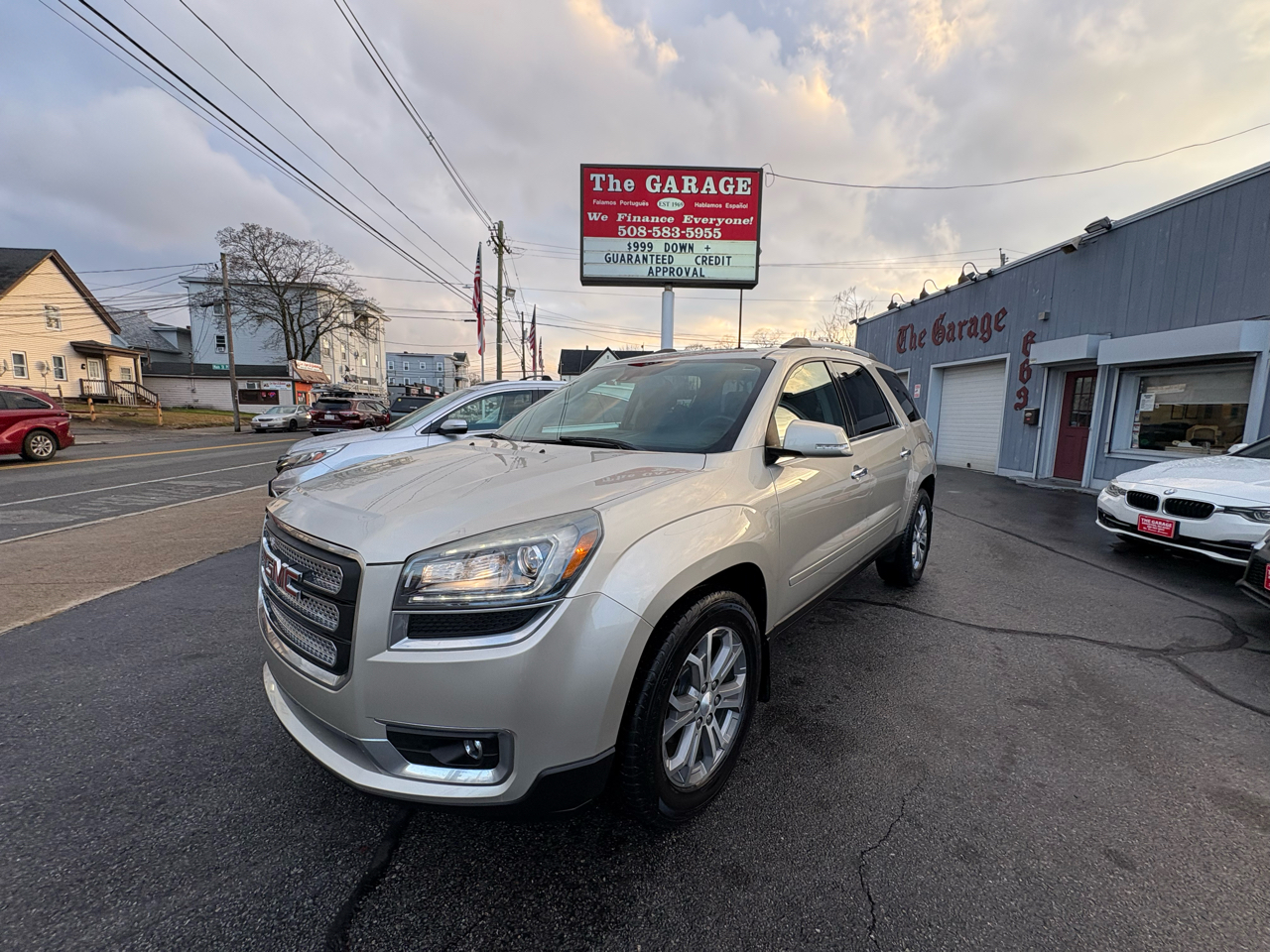 2016 Gmc Acadia SLT photo 2