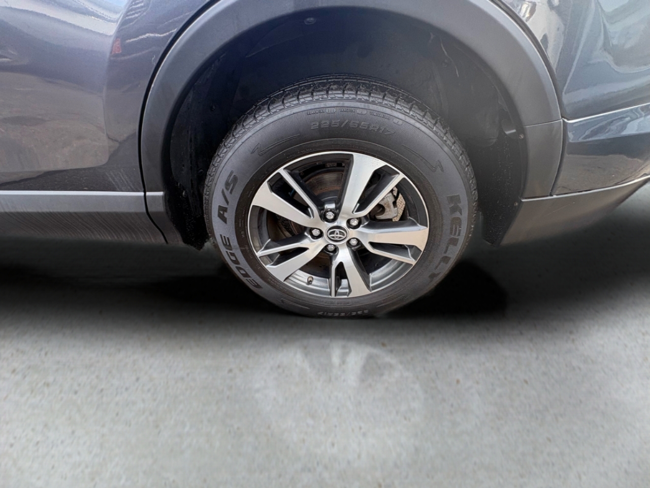 Toyota RAV4 Adventure AWD (Natl) 2018