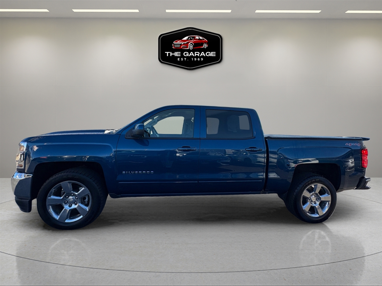 Chevrolet Silverado 1500 4WD Crew Cab 143.5" LT w/1LT 2017