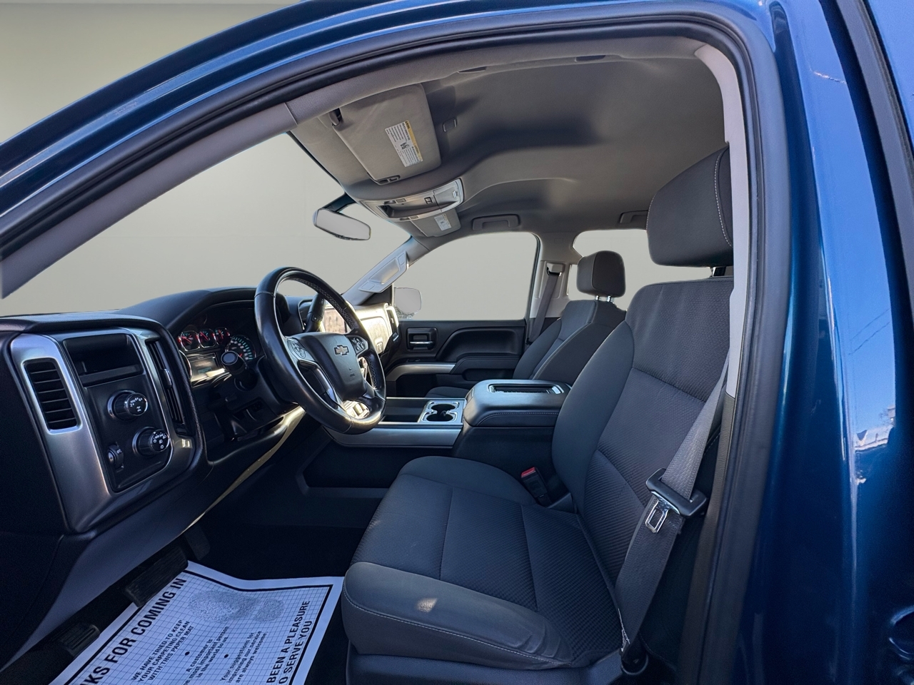 Chevrolet Silverado 1500 4WD Crew Cab 143.5" LT w/1LT 2017