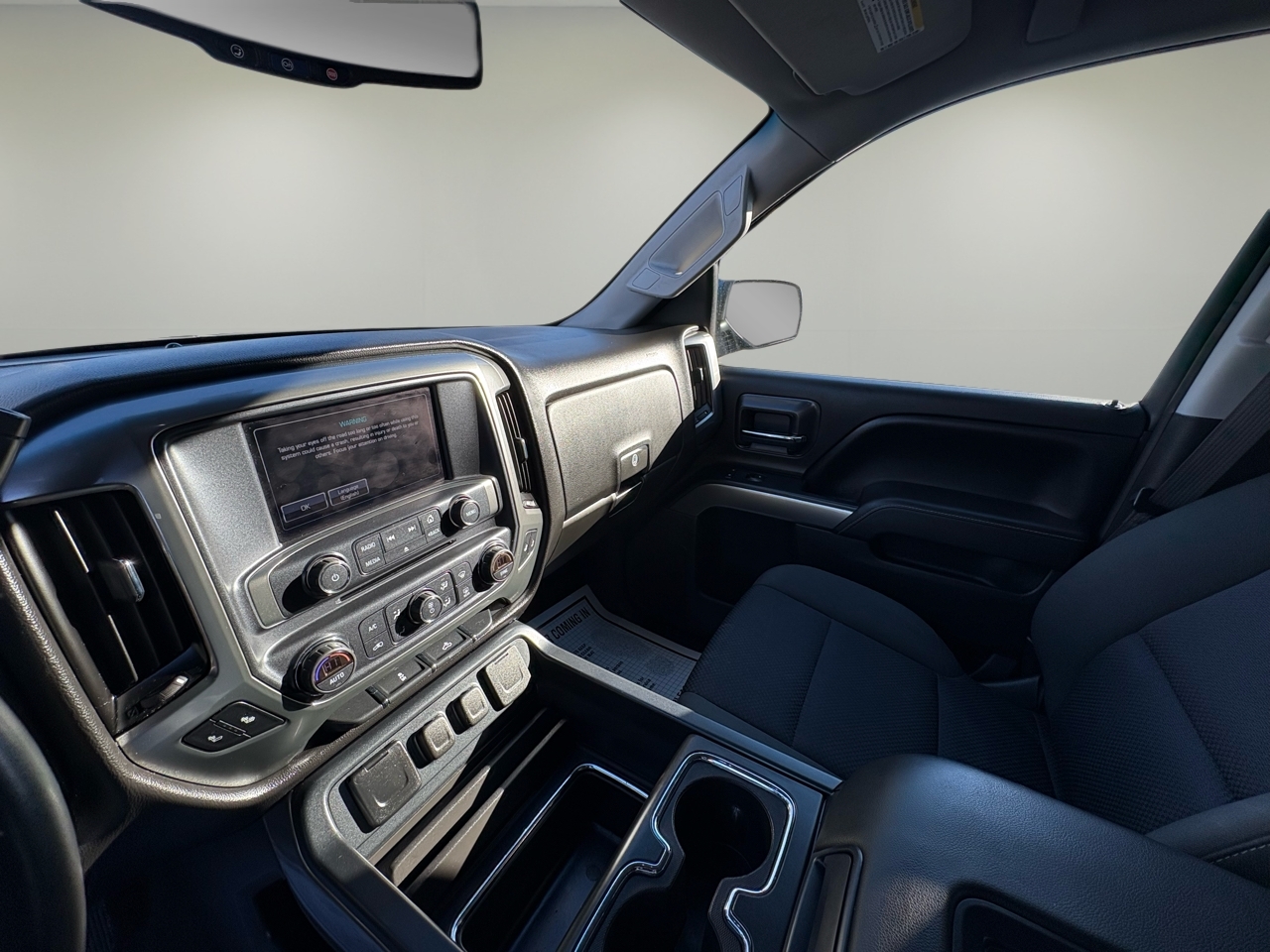 Chevrolet Silverado 1500 4WD Crew Cab 143.5" LT w/1LT 2017