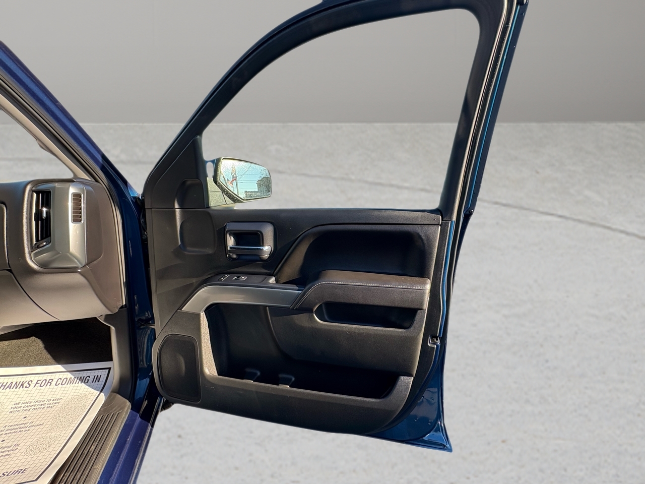 Chevrolet Silverado 1500 4WD Crew Cab 143.5" LT w/1LT 2017