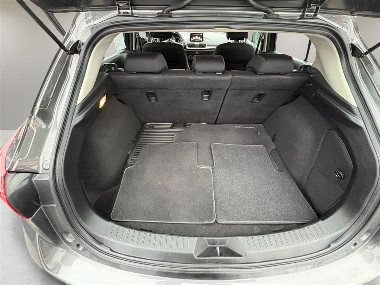 Mazda Mazda3 5-Door Sport Auto 2017