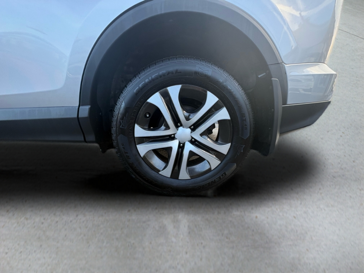 Toyota RAV4 AWD 4dr LE (Natl) 2016