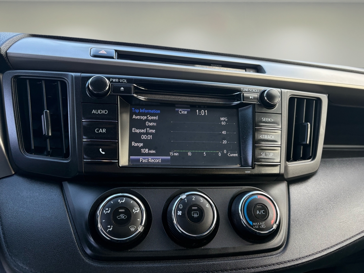 Toyota RAV4 AWD 4dr LE (Natl) 2016