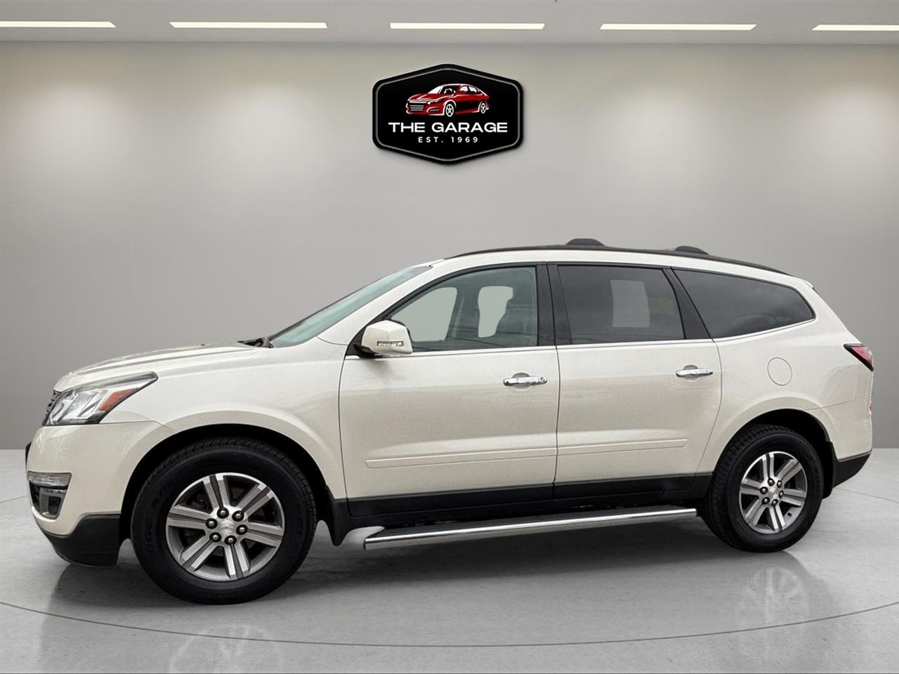 Chevrolet Traverse AWD 4dr LT w/2LT 2015