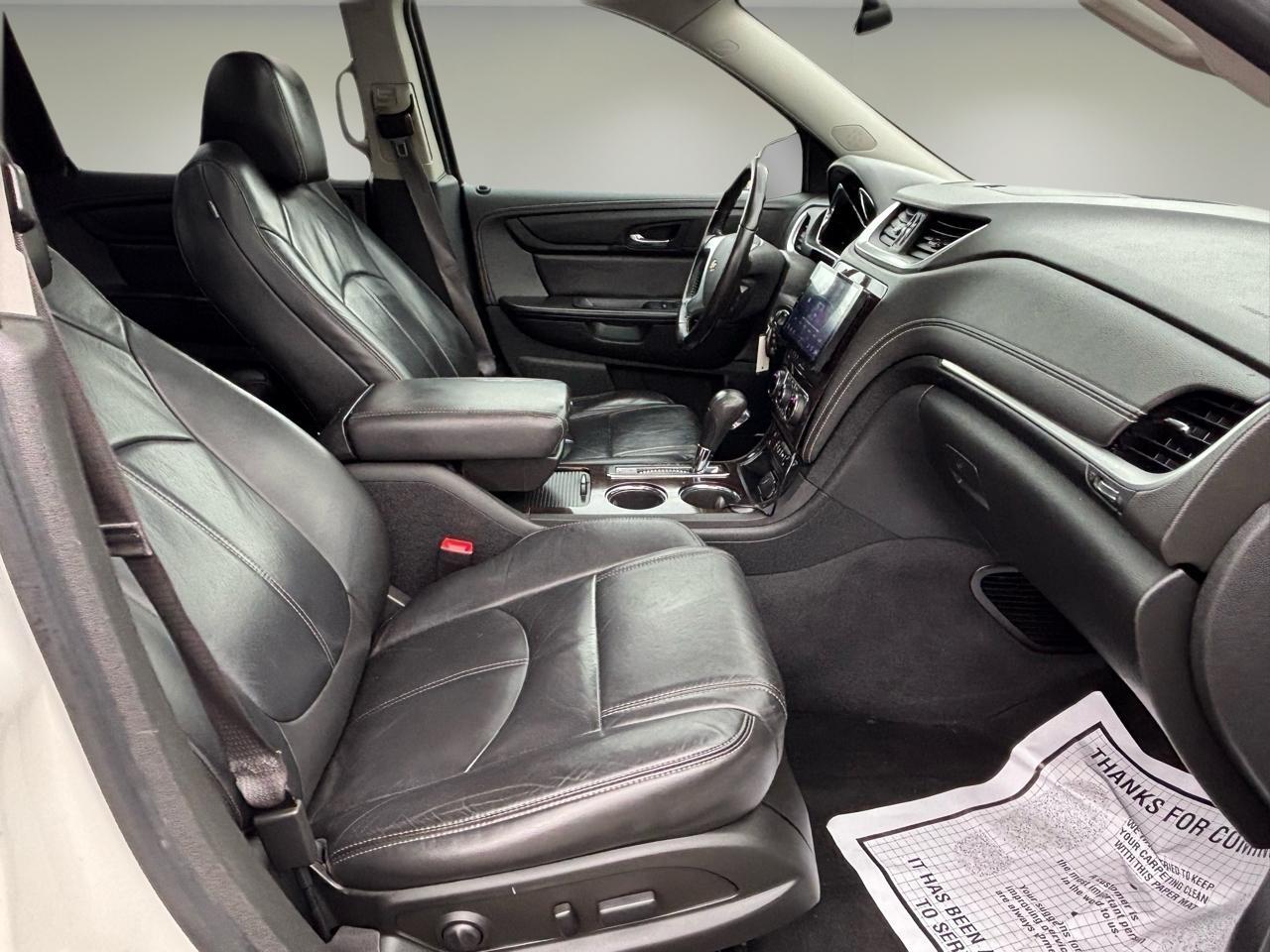Chevrolet Traverse AWD 4dr LT w/2LT 2015