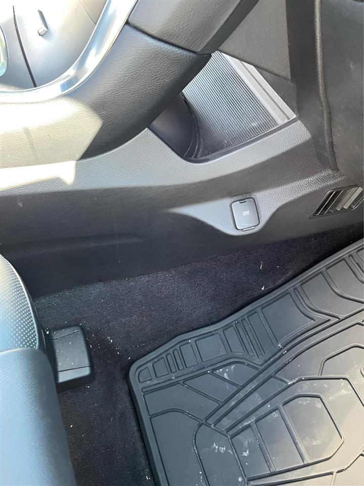 Ford Edge 4dr Titanium AWD 2016