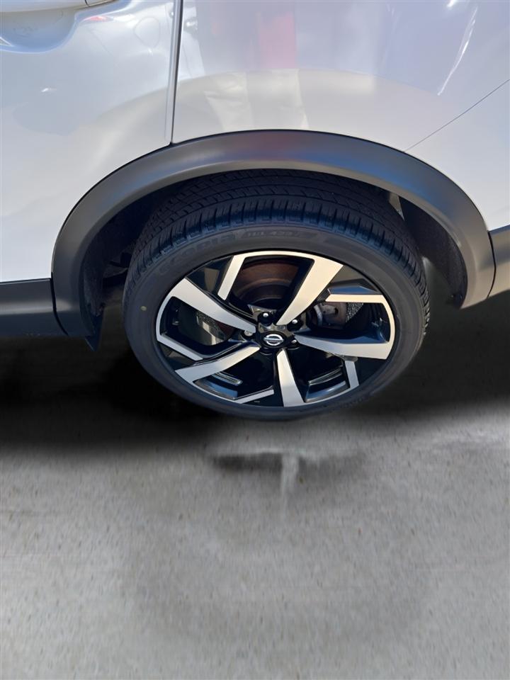 Nissan Rogue Sport AWD SL 2022