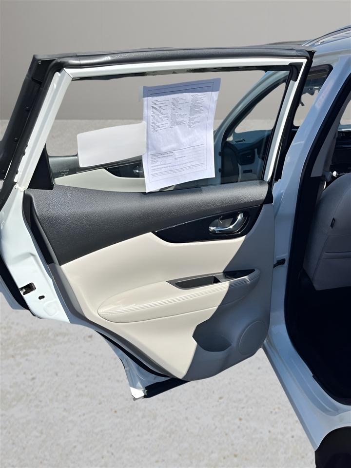 Nissan Rogue Sport AWD SL 2022