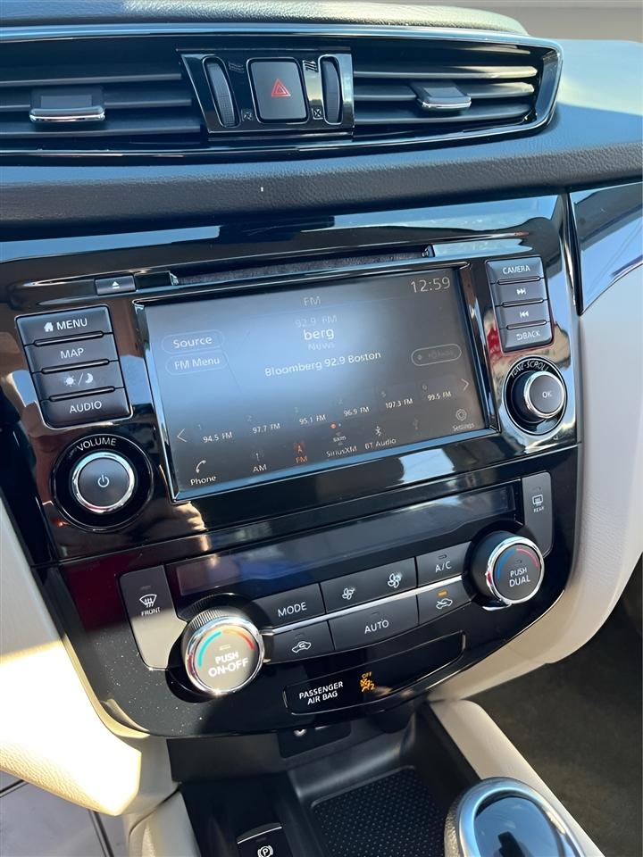 Nissan Rogue Sport AWD SL 2022