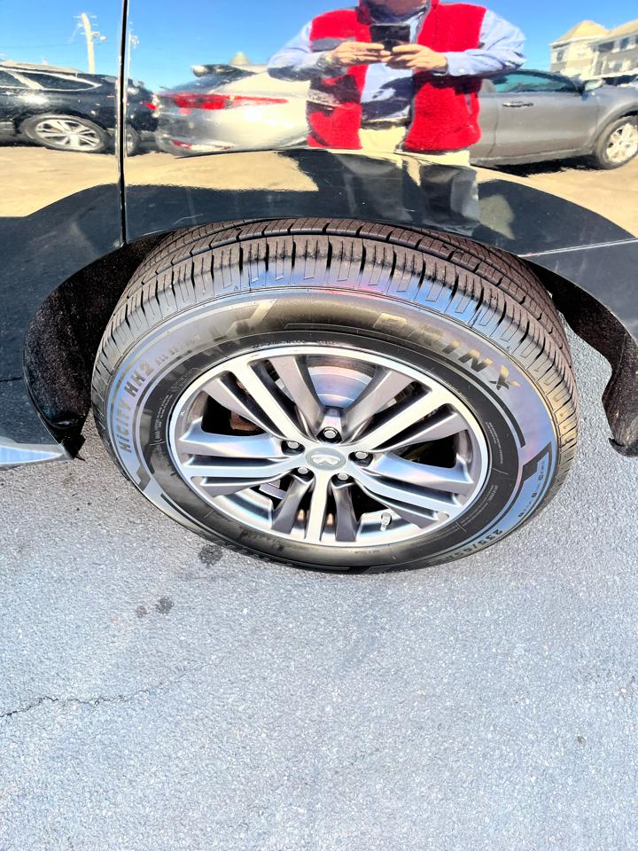 Infiniti QX60 LUXE AWD 2019