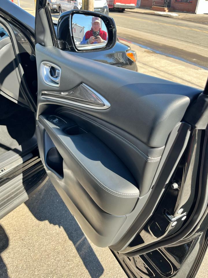 Infiniti QX60 LUXE AWD 2019