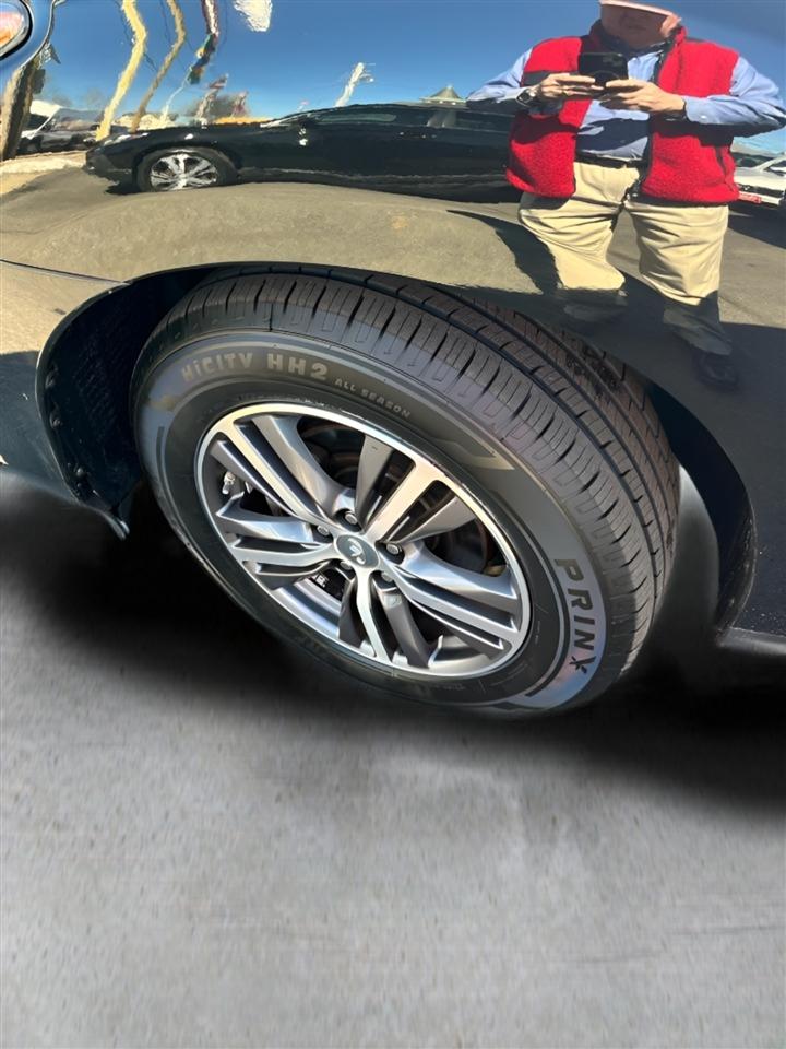 Infiniti QX60 LUXE AWD 2019