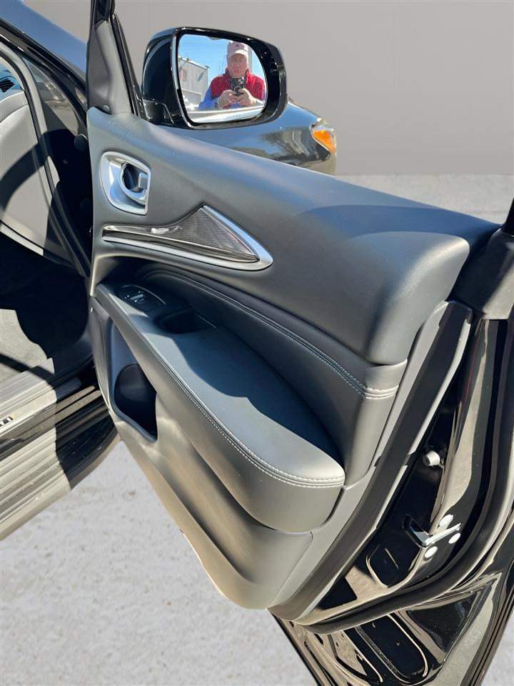 Infiniti QX60 LUXE AWD 2019