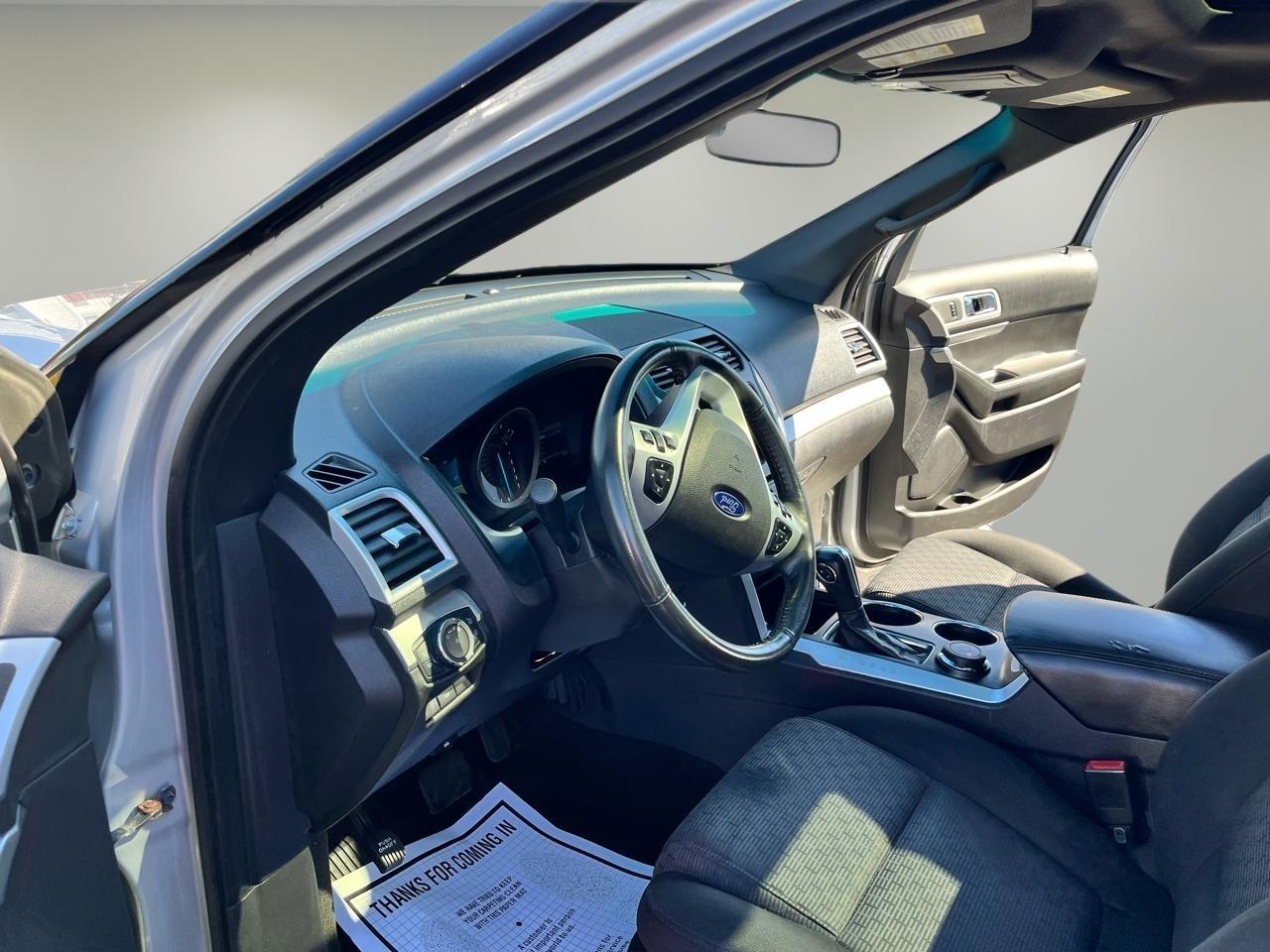 Ford Explorer 4WD 4dr XLT 2013