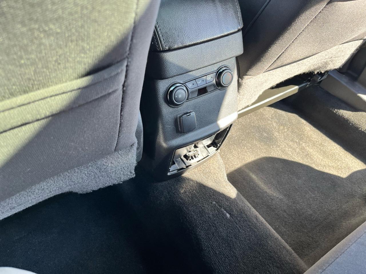 Ford Explorer 4WD 4dr XLT 2013