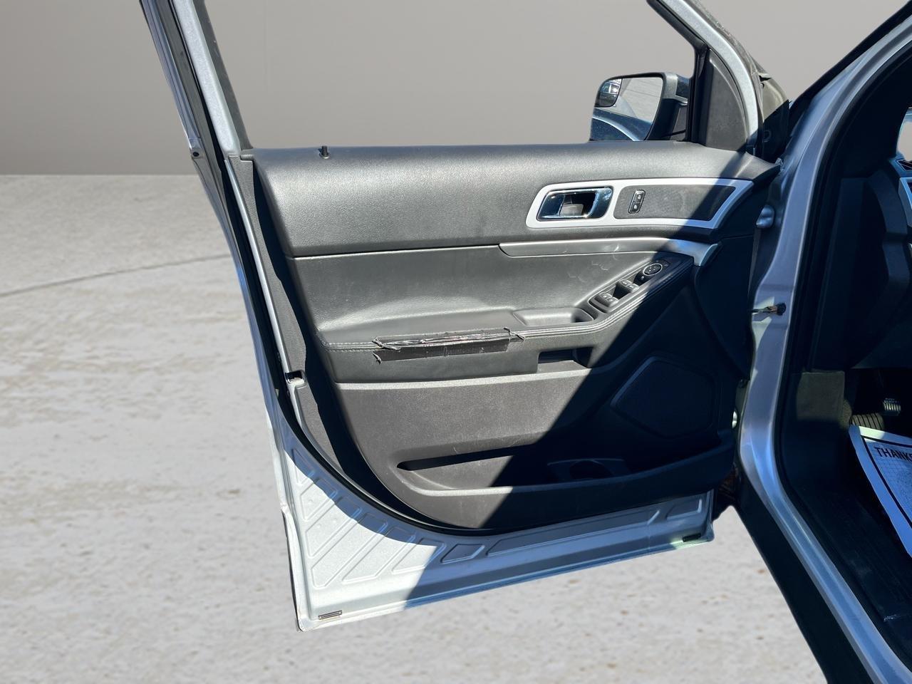 Ford Explorer 4WD 4dr XLT 2013