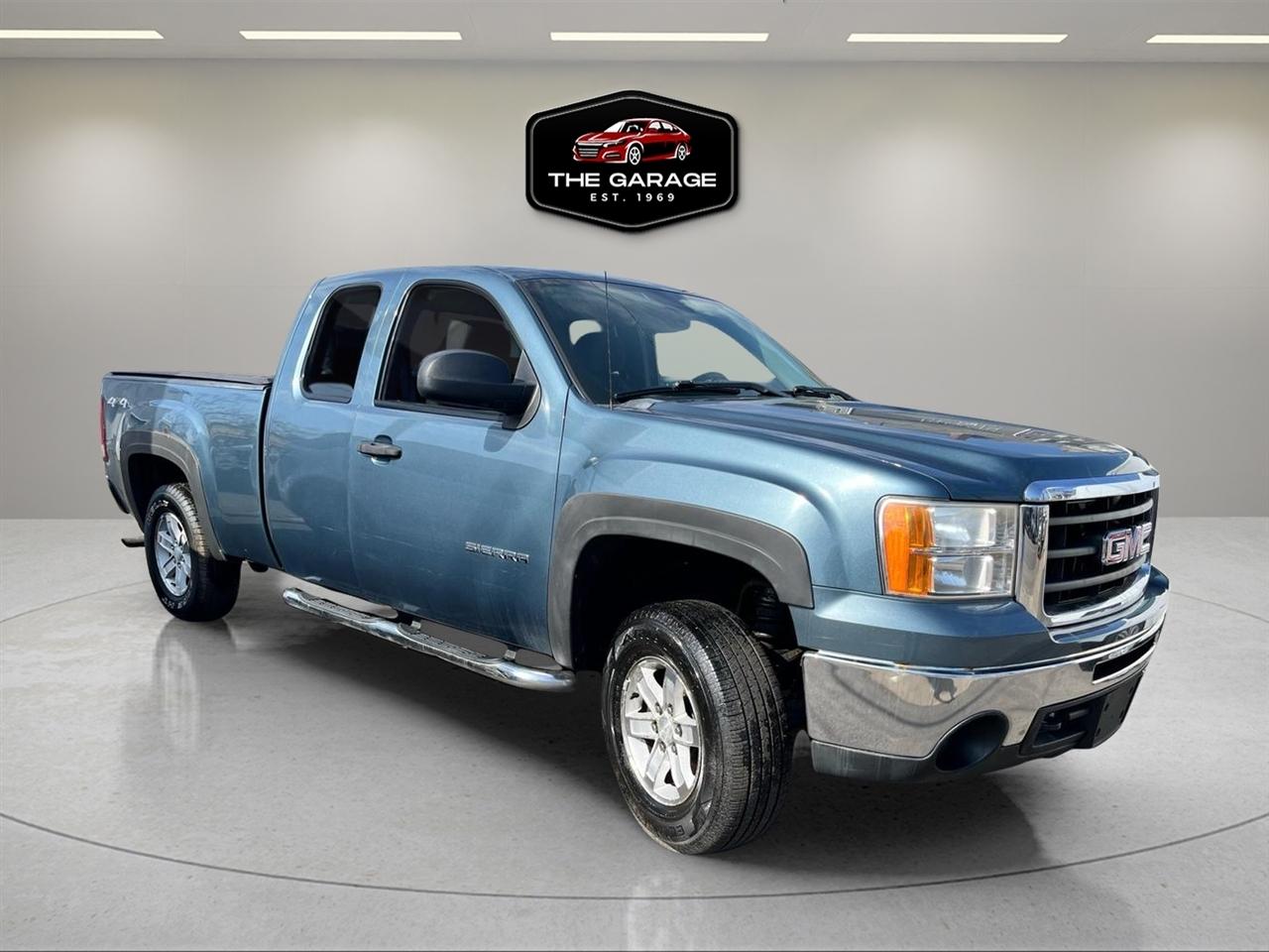 GMC Sierra 1500 4WD Ext Cab 143.5" SLE 2011