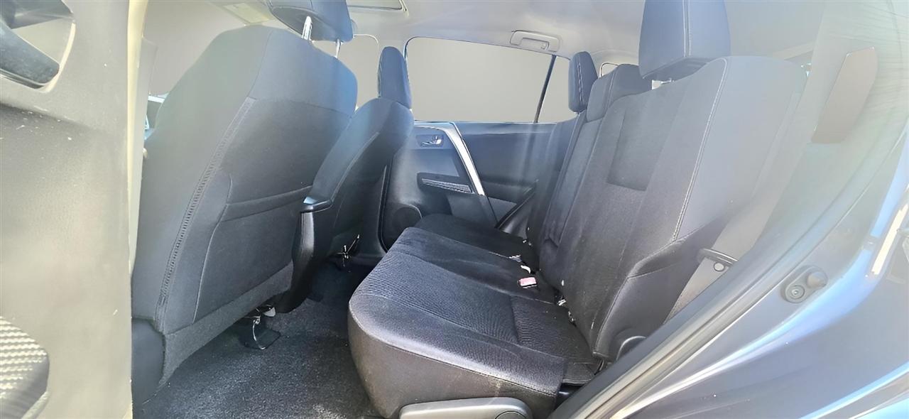 Toyota RAV4 AWD 4dr XLE (Natl) 2014